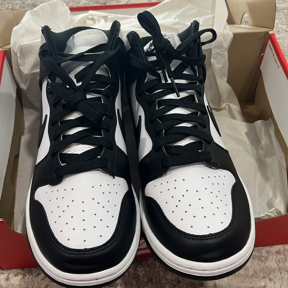 Nike Dunk High Retro - Picture 5 of 9